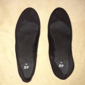 Black felt flats